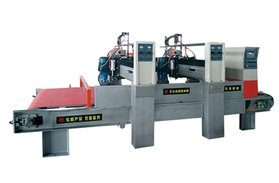 LMJ-Q4-1600型四頭全自動(dòng)荔枝面機(jī)